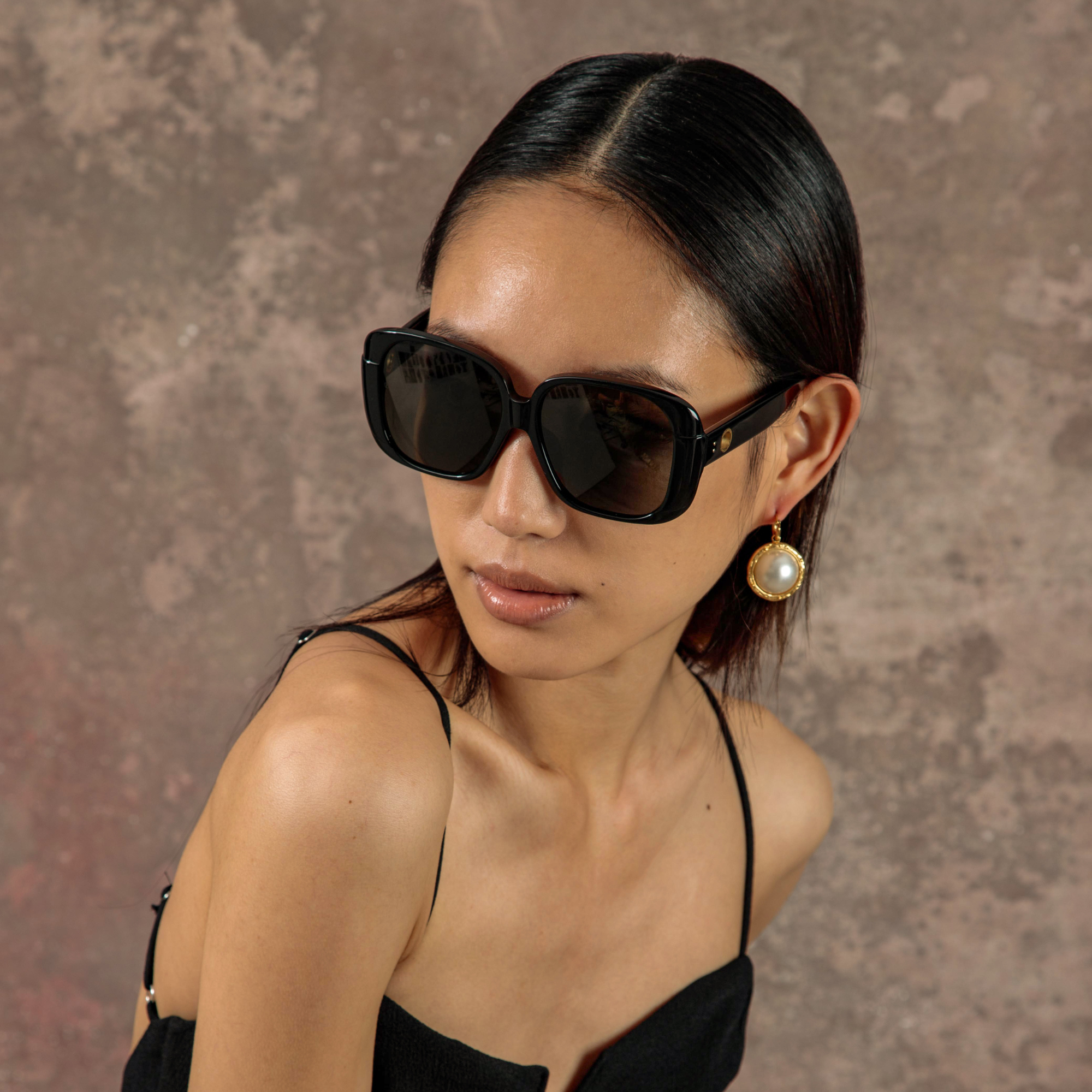 Mima Sunglasses in Black