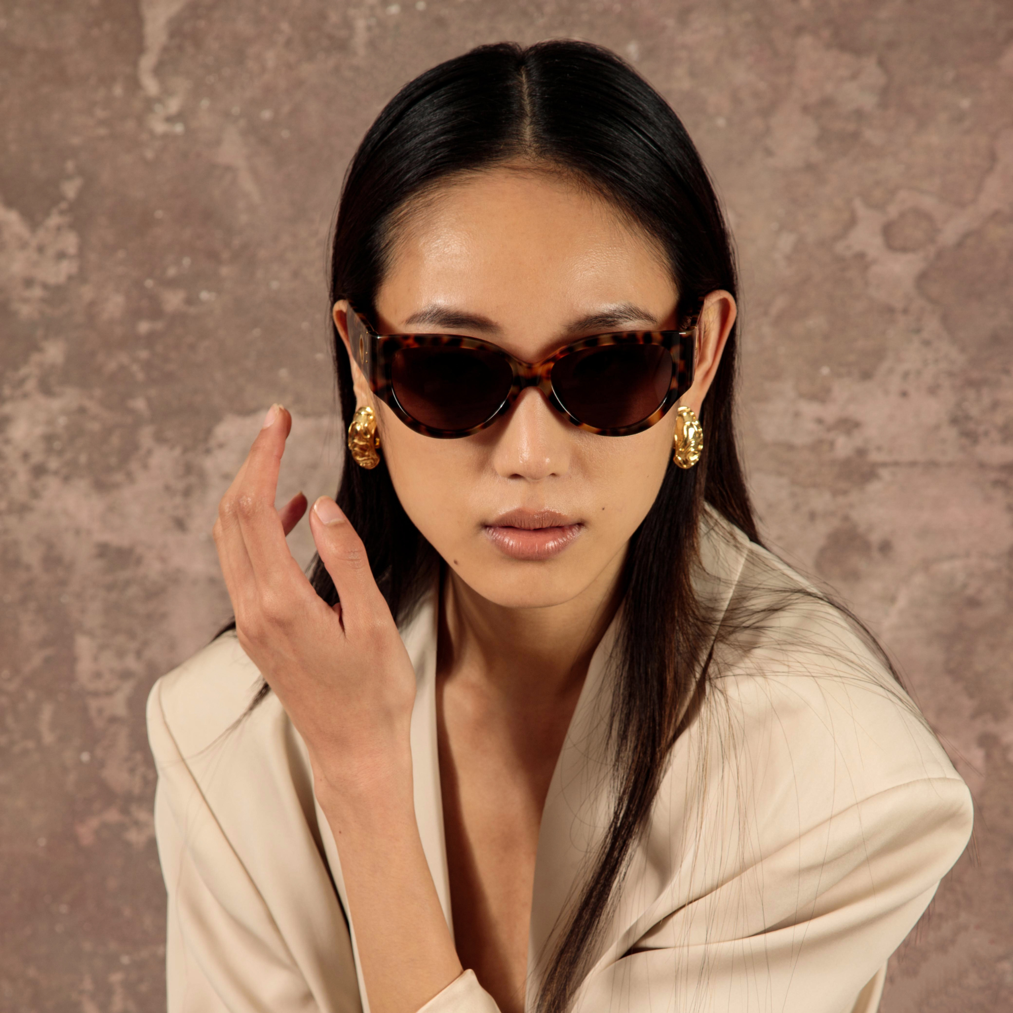 Connie Sunglasses in Tortoiseshell