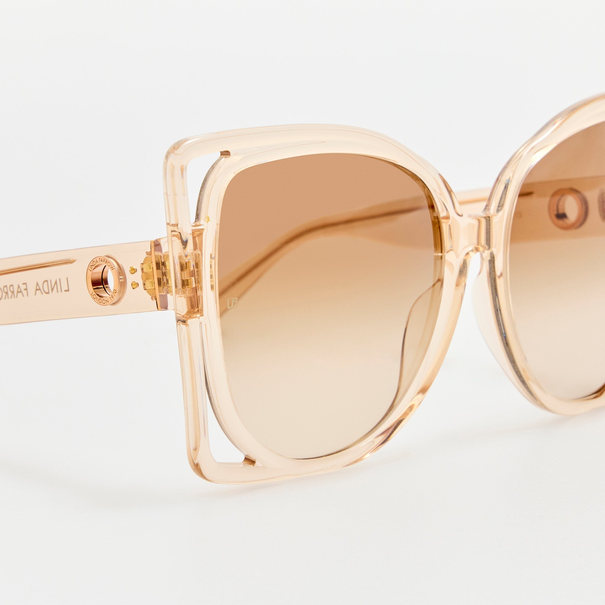 Astra Sunglasses in Ash - LINDA FARROW - Sunglasses - 
