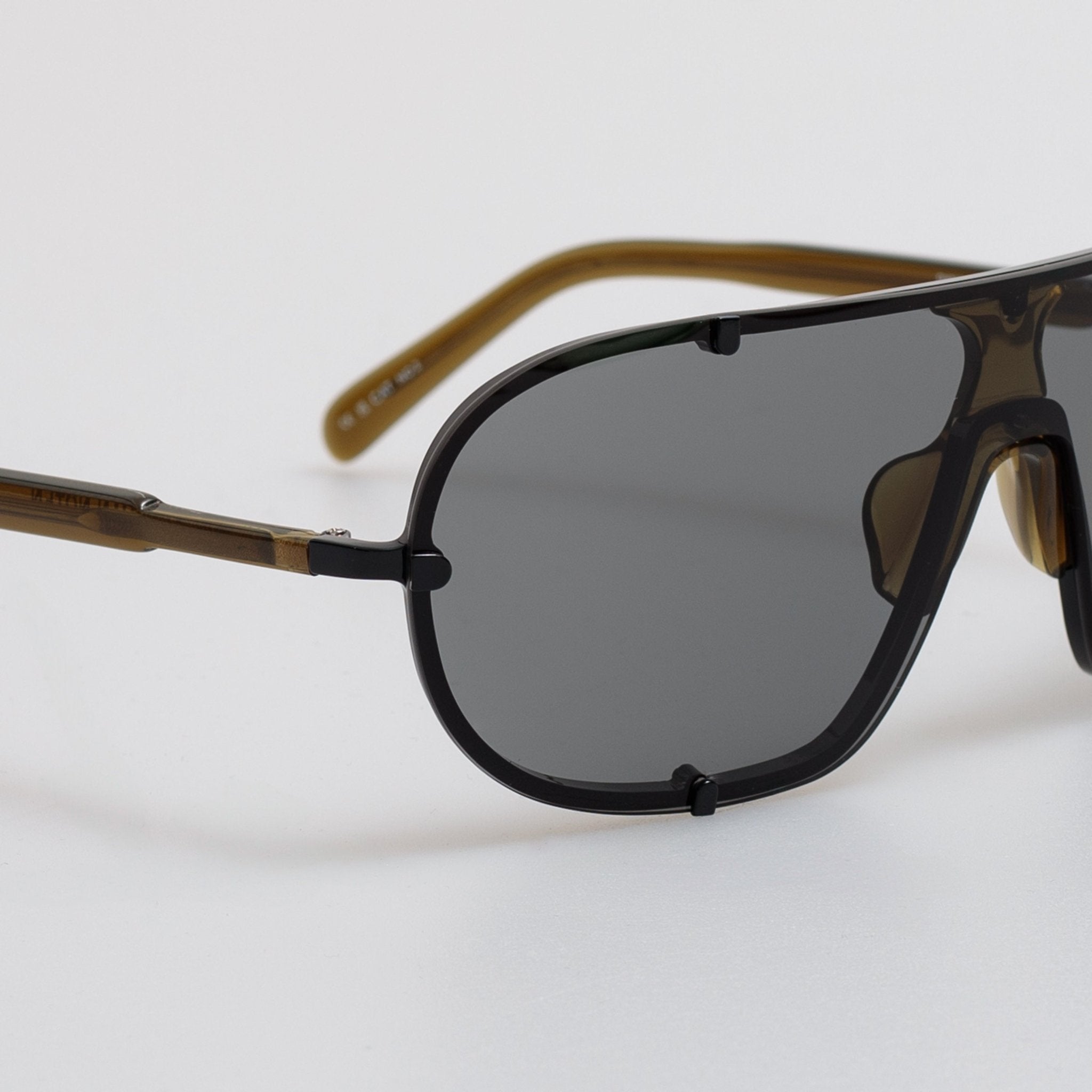 Aviator Sunglasses in Black - LINDA FARROW - Sunglasses - 