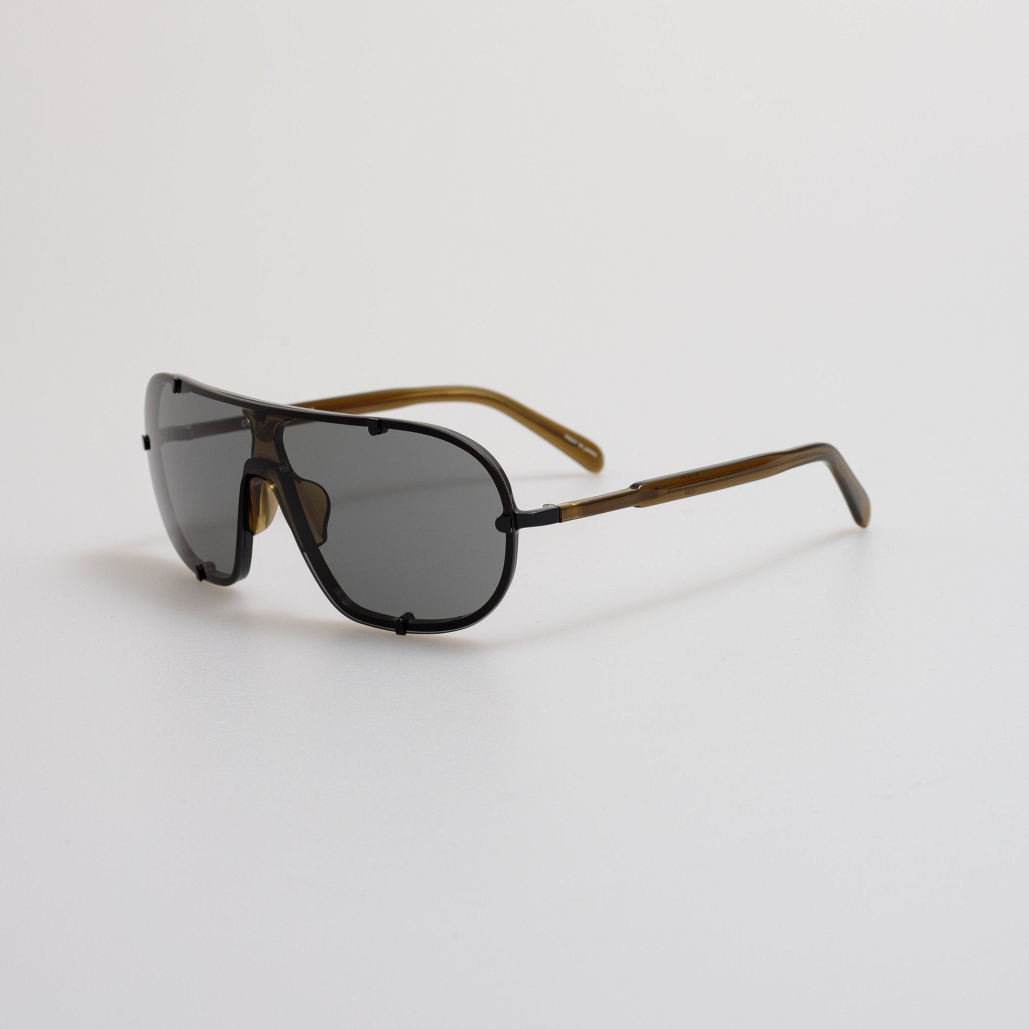 Aviator Sunglasses in Black - LINDA FARROW - Sunglasses - 
