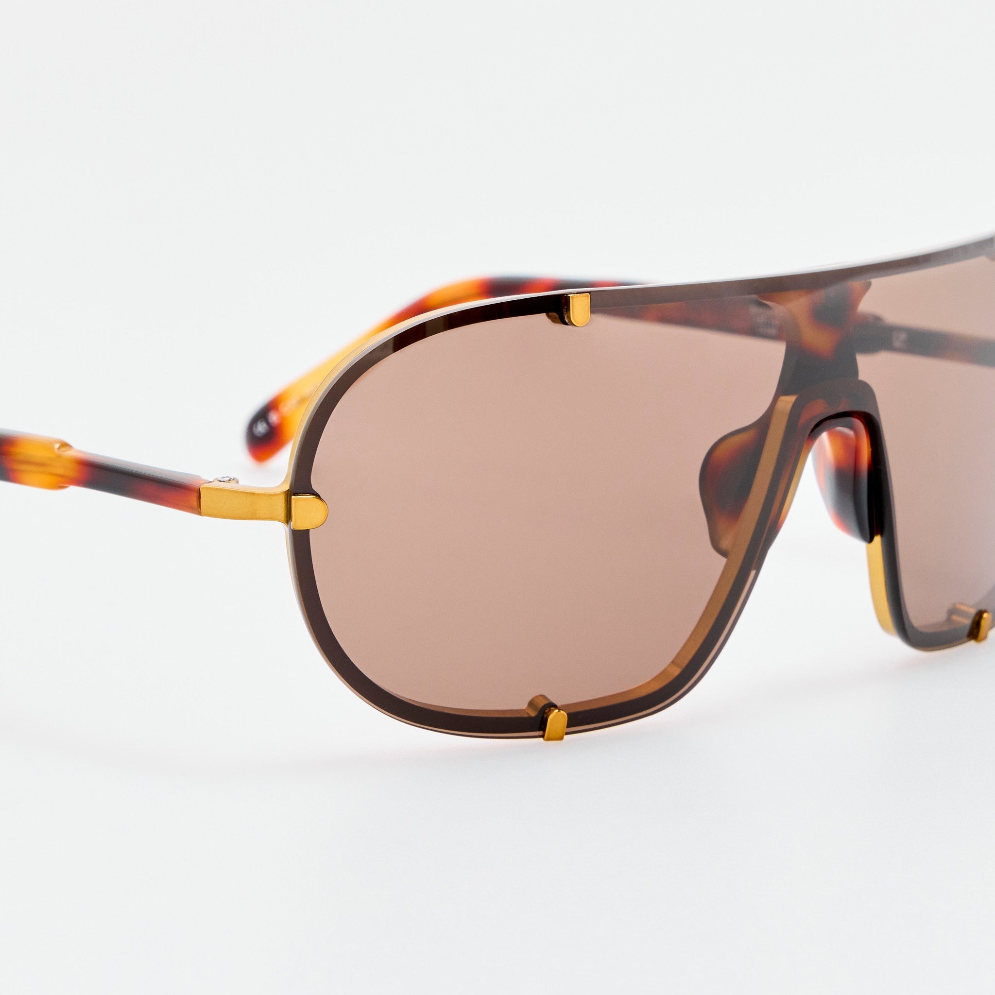 Aviator Sunglasses in Old Gold - LINDA FARROW-Sunglasses-