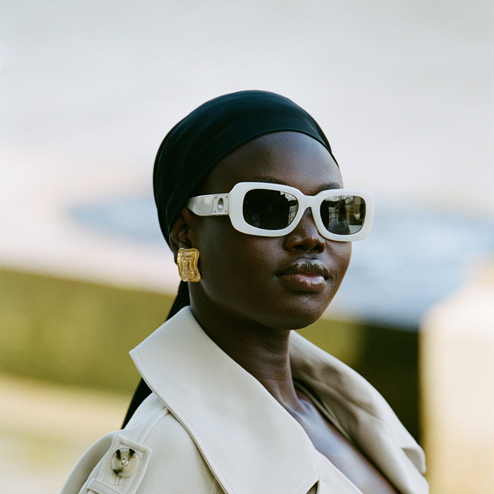 Belle Sunglasses in Cream - LINDA FARROW-Sunglasses-