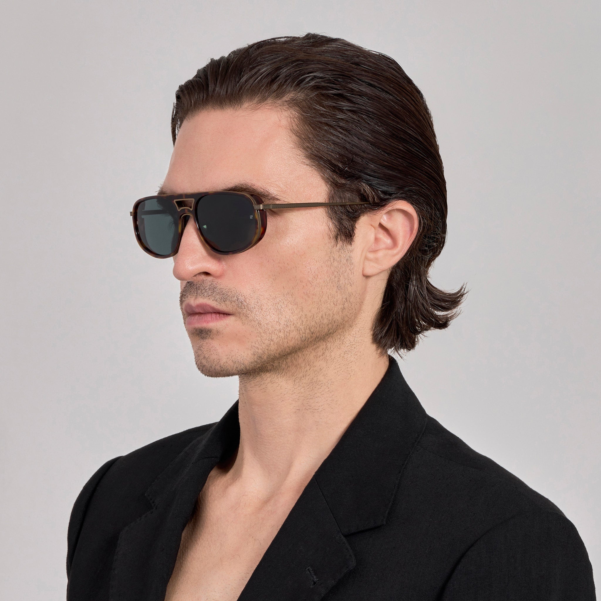 Calder Sunglasses in Dark Tortoiseshell - LINDA FARROW - Sunglasses - 