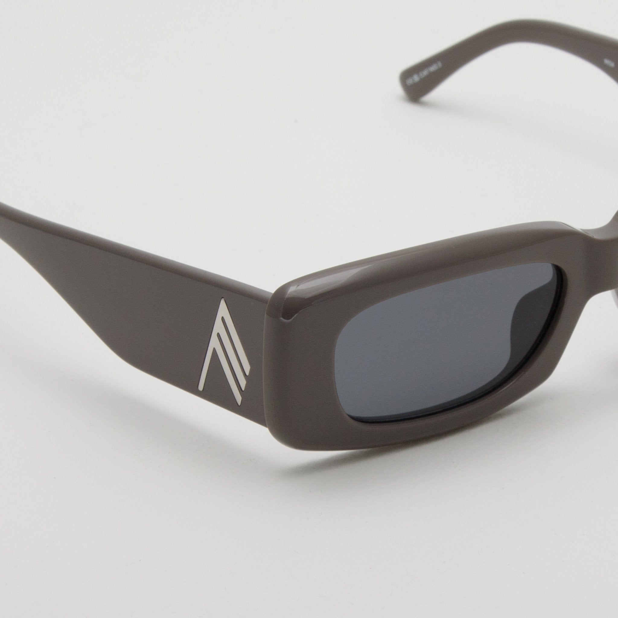 Mini Marfa in Taupe - LINDA FARROW - Sunglasses - 