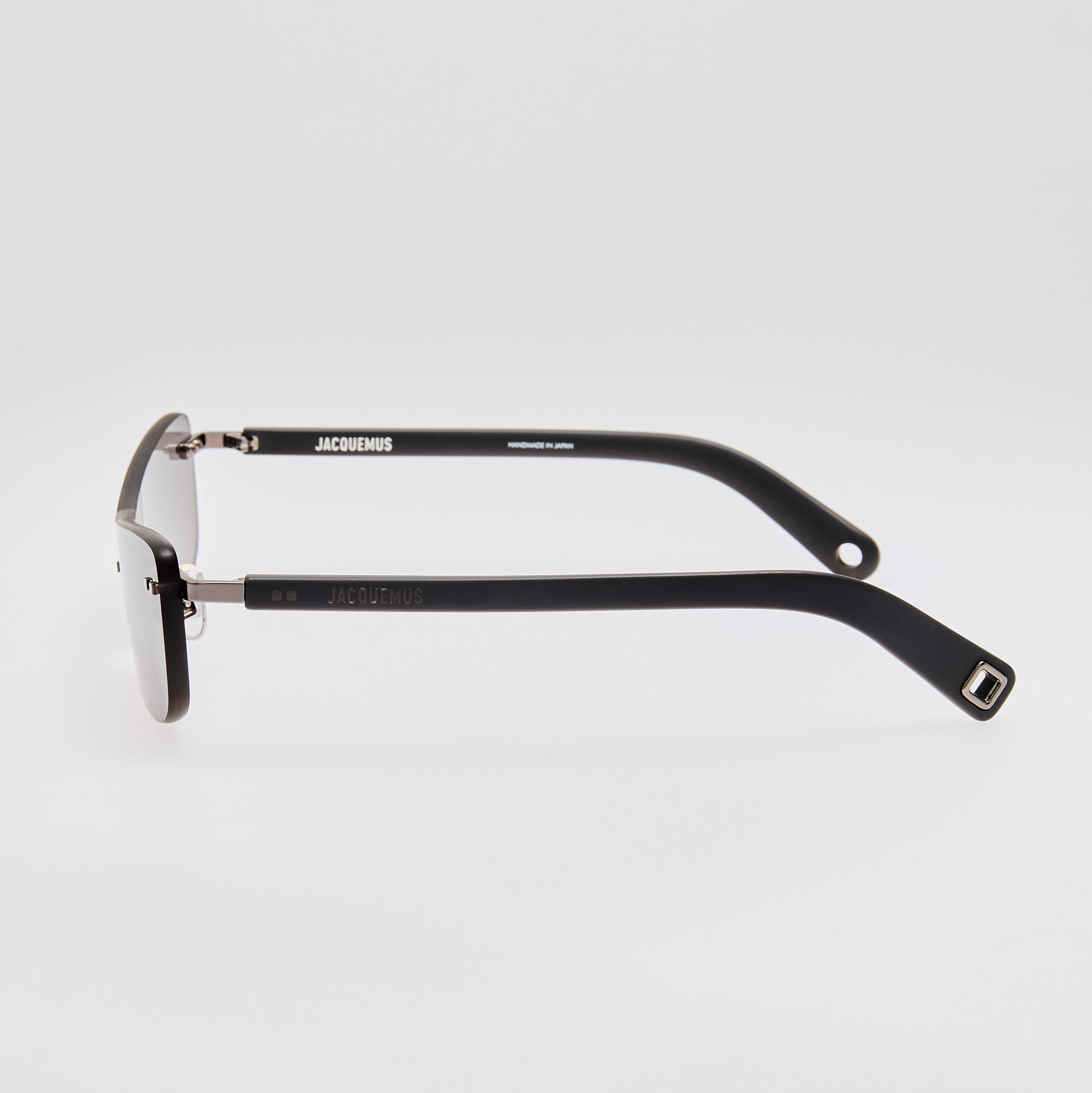 Mirada Cat Eye Sunglasses in Matt Grey - LINDA FARROW - Sunglasses - 
