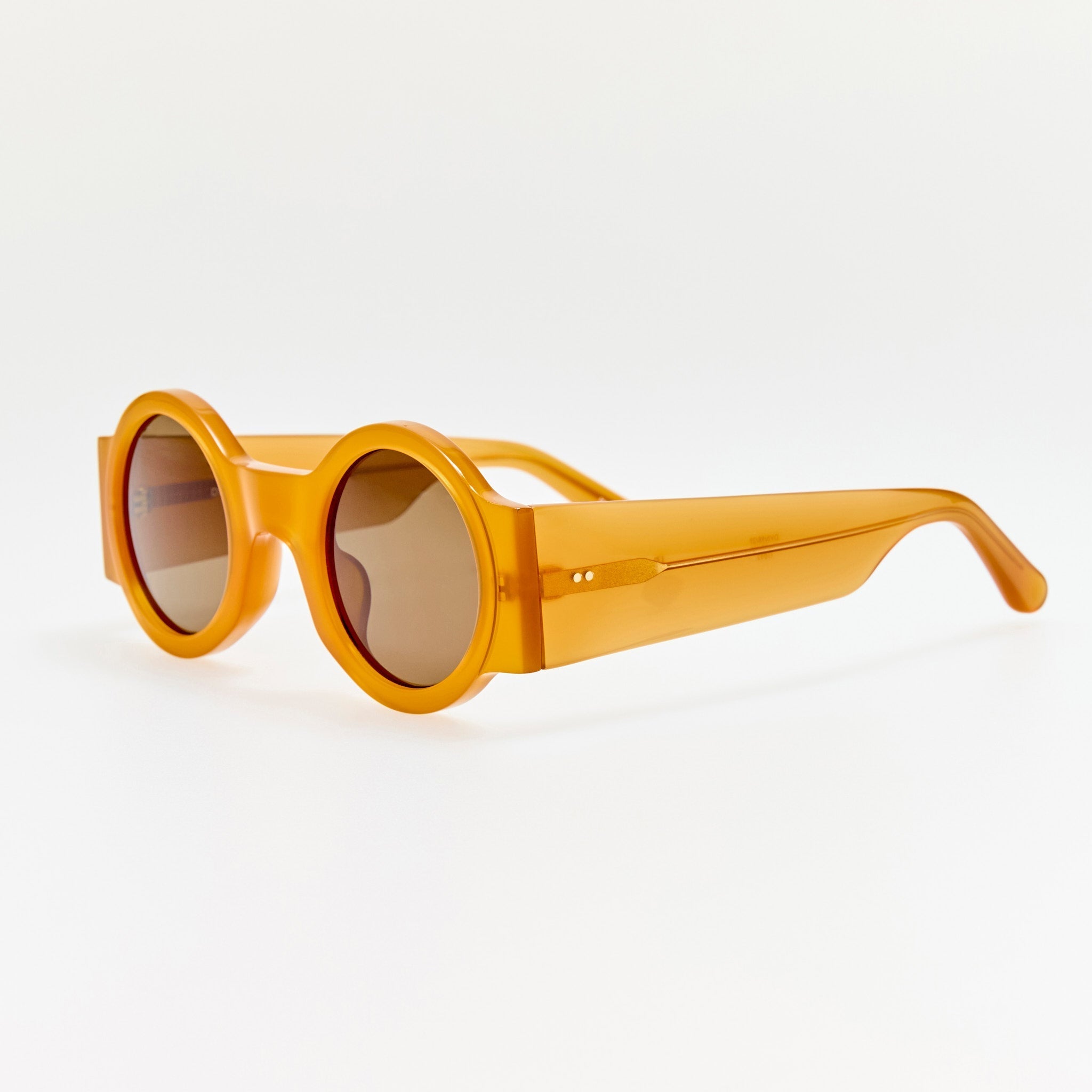 Round Sunglasses in Honey - LINDA FARROW - Sunglasses - 