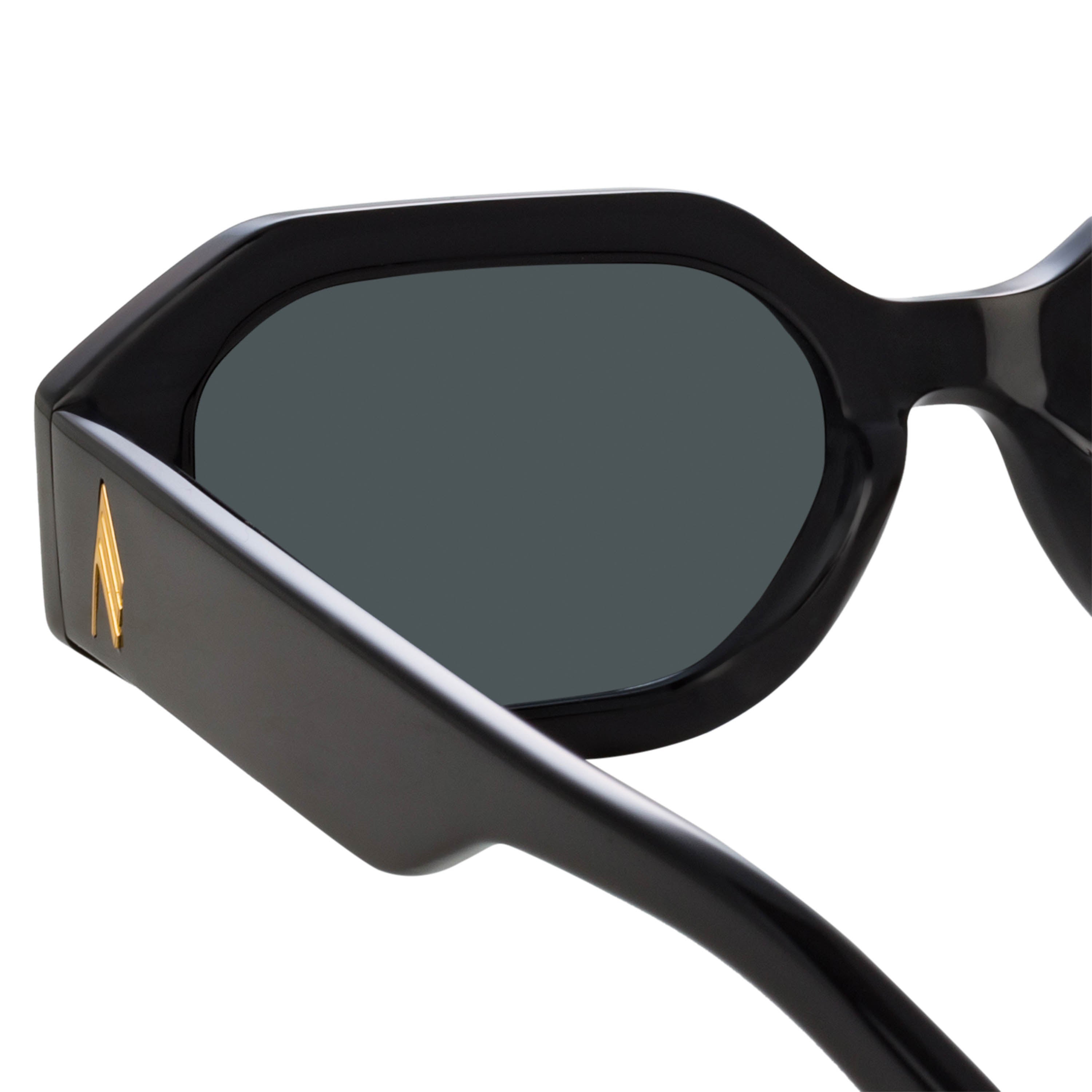 Irene Angular Sunglasses in Black