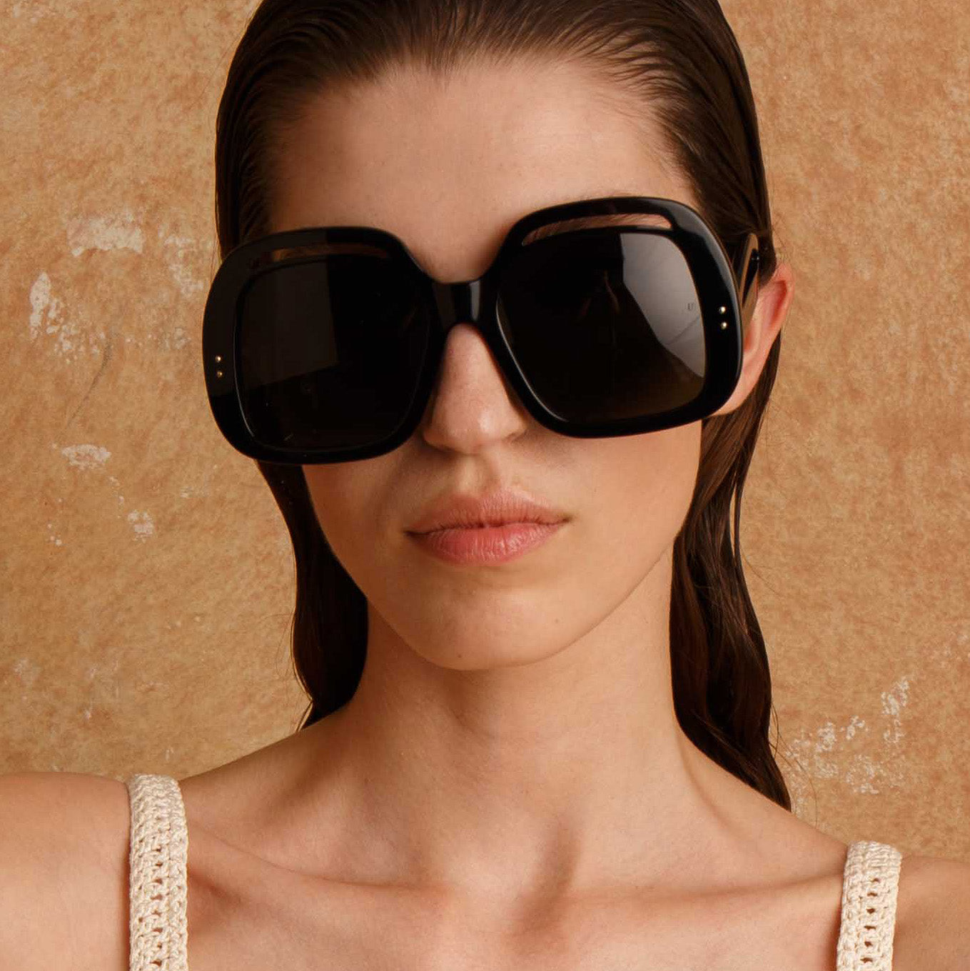 Renata Sunglasses in Black