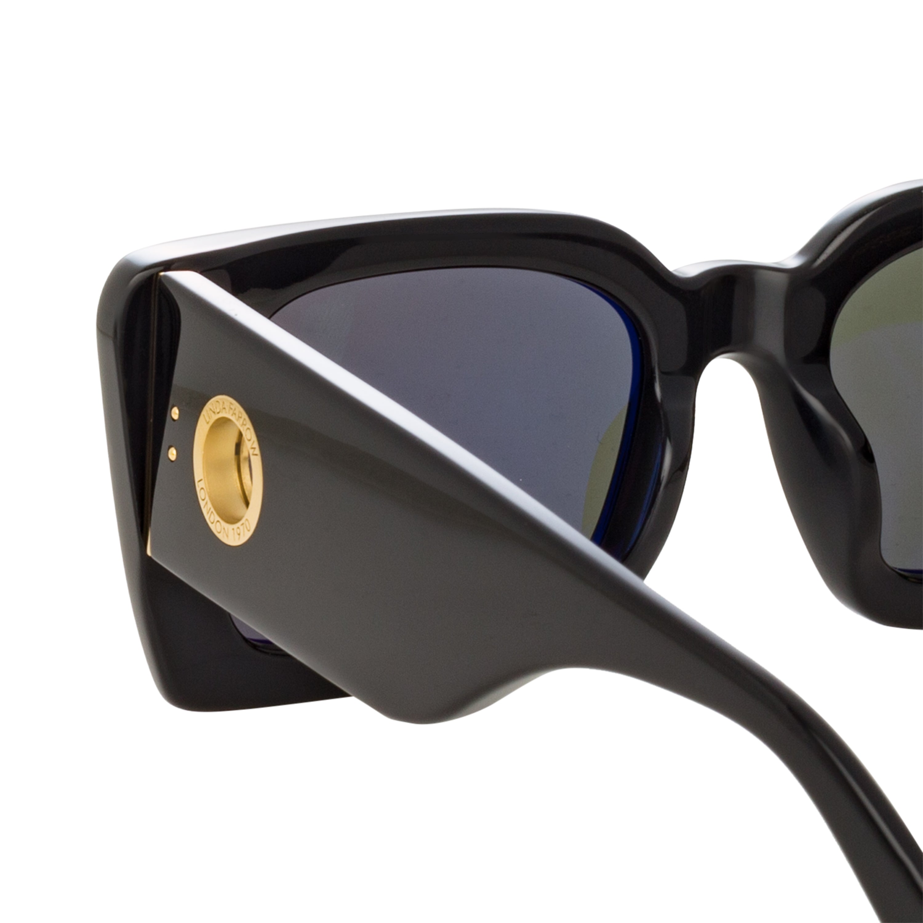 Nieve Sunglasses in Black