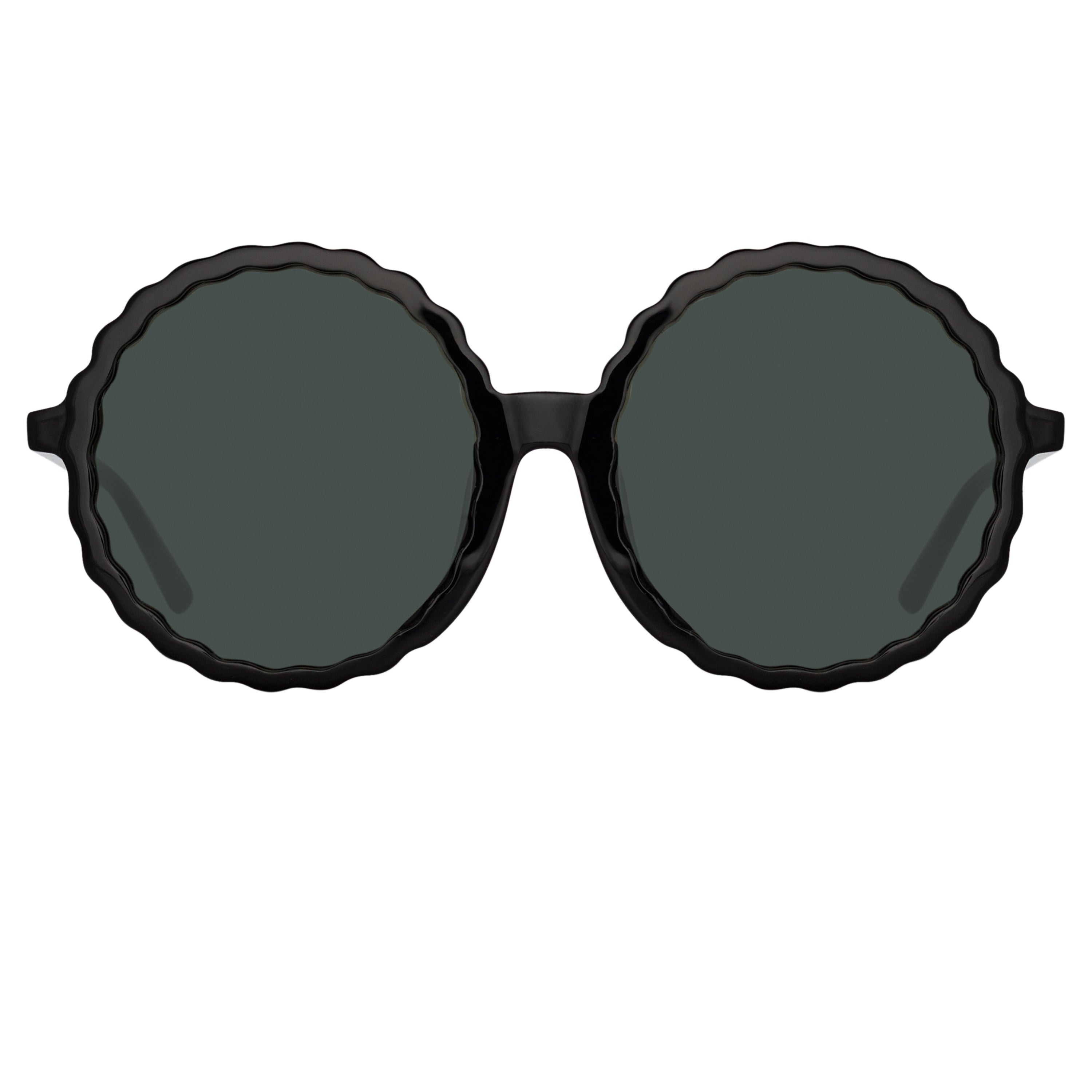 Nova Round Sunglasses in Black