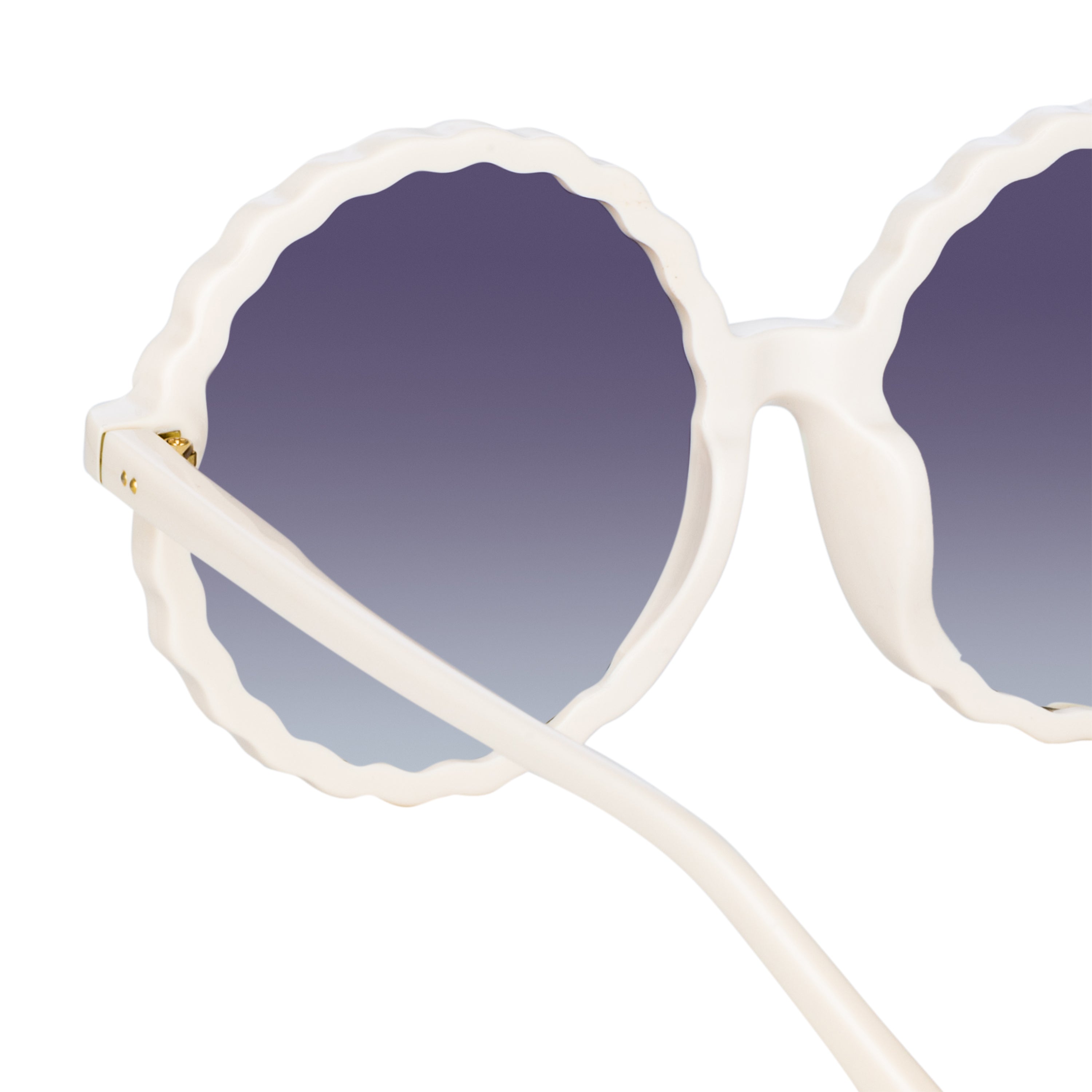 Nova Round Sunglasses in Cream